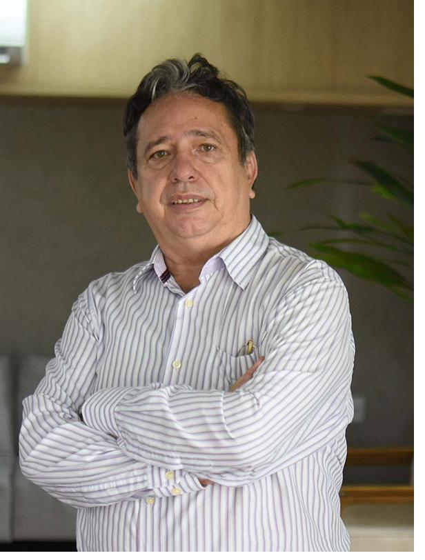 Dr. Gilmário Holanda Almeida